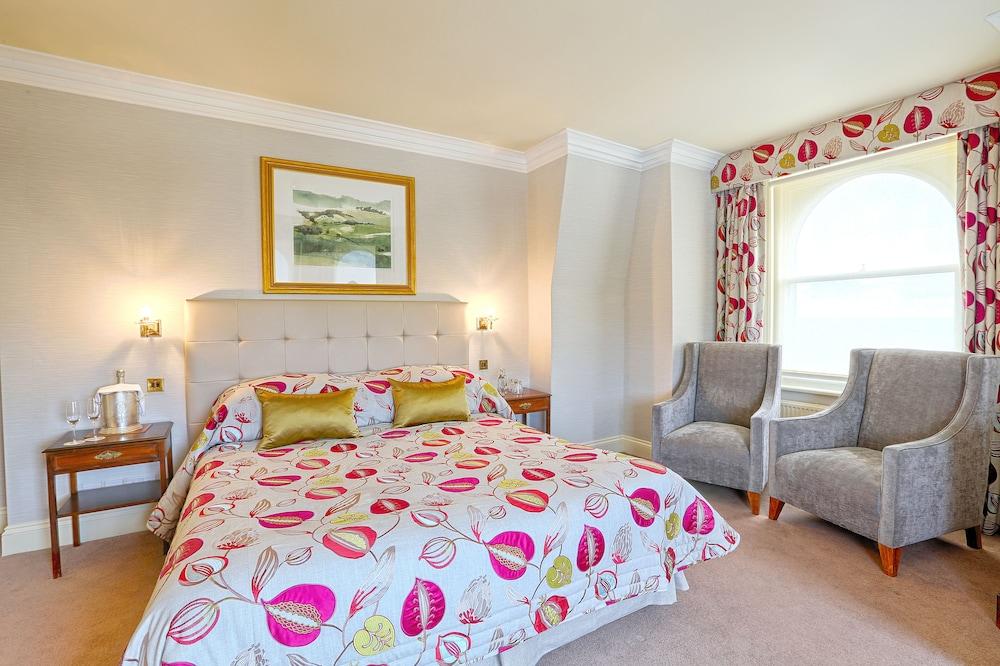 The Grand 5* Истбурн